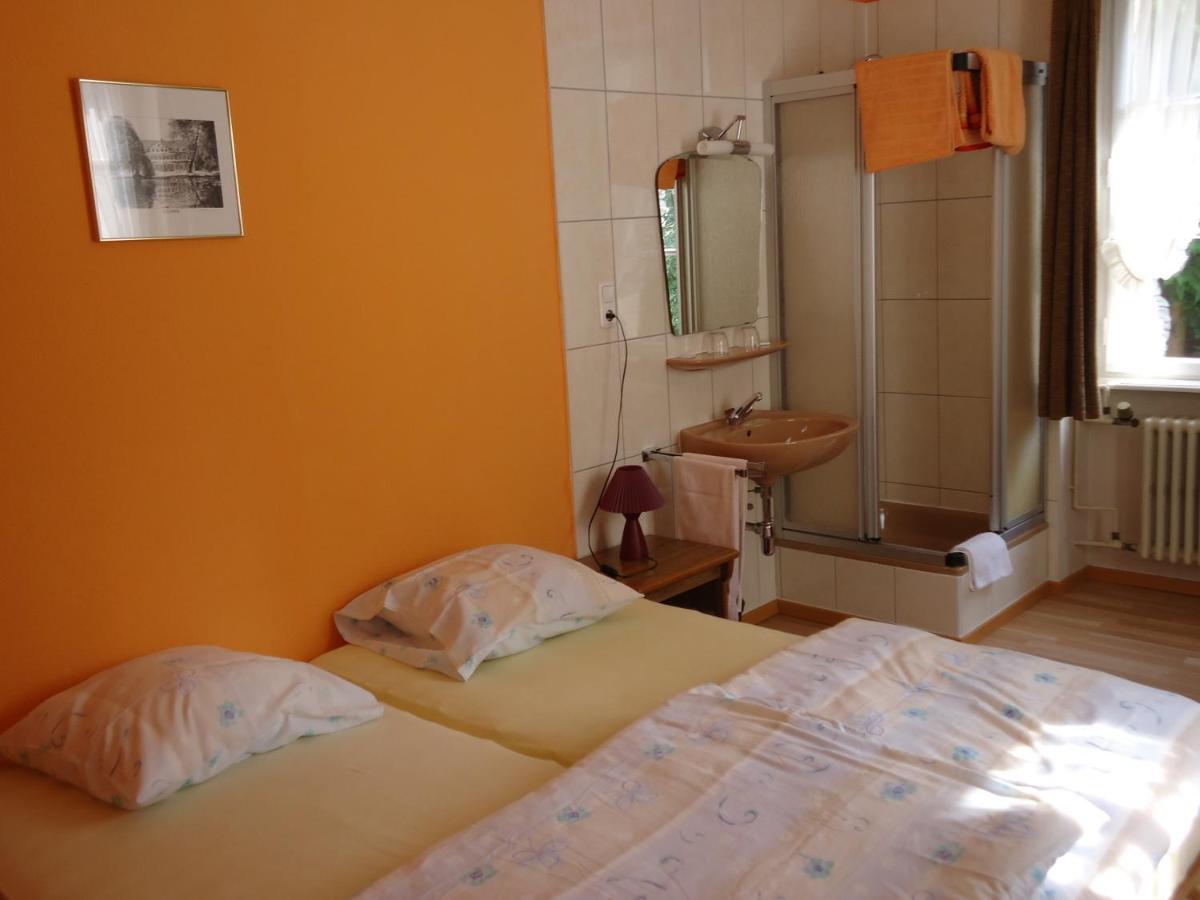 Hostellerie De La Vallee Heffingen Εξωτερικό φωτογραφία